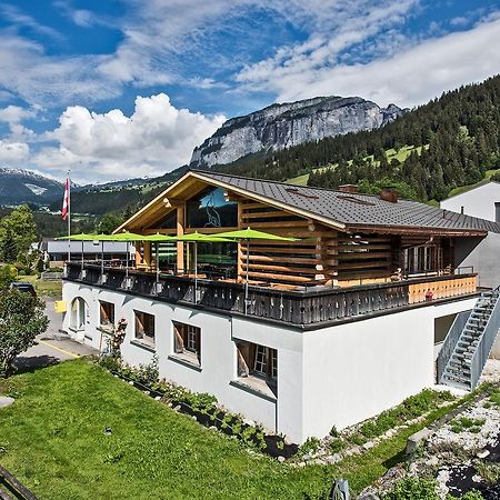 Hotel Ustria Parlatsch Trin Eksteriør bilde