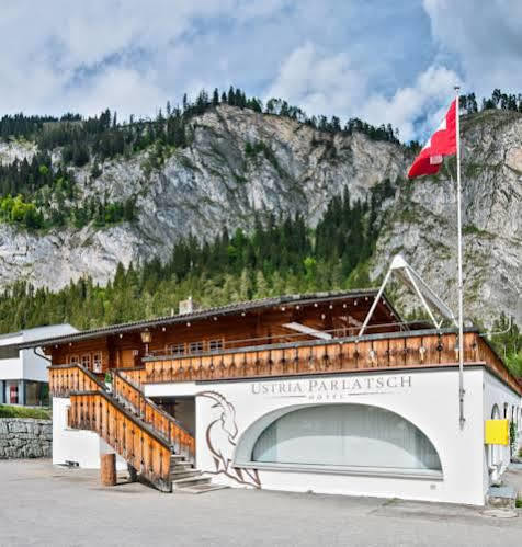 Hotel Ustria Parlatsch Trin Eksteriør bilde